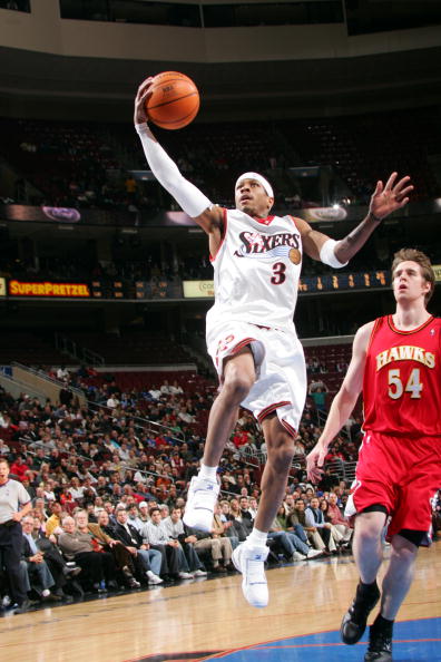 阿森纳欧冠五连胜力克拜仁慕尼黑（阿森纳欧冠豪取五连胜力擒拜仁慕尼黑）