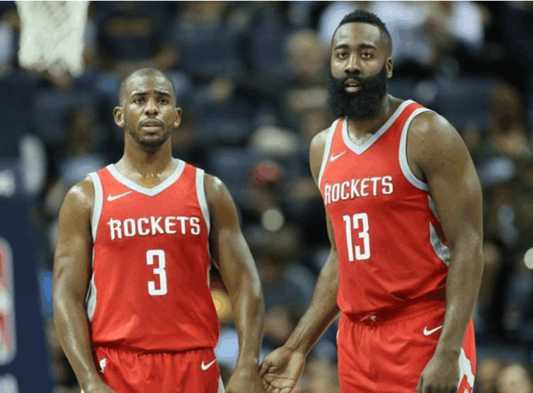 强强对决，拜仁本赛季德甲从未落后，勒沃库森每场都先进球（巅峰对决：拜仁本季德甲从未落后，勒沃库森场场先拔头筹）