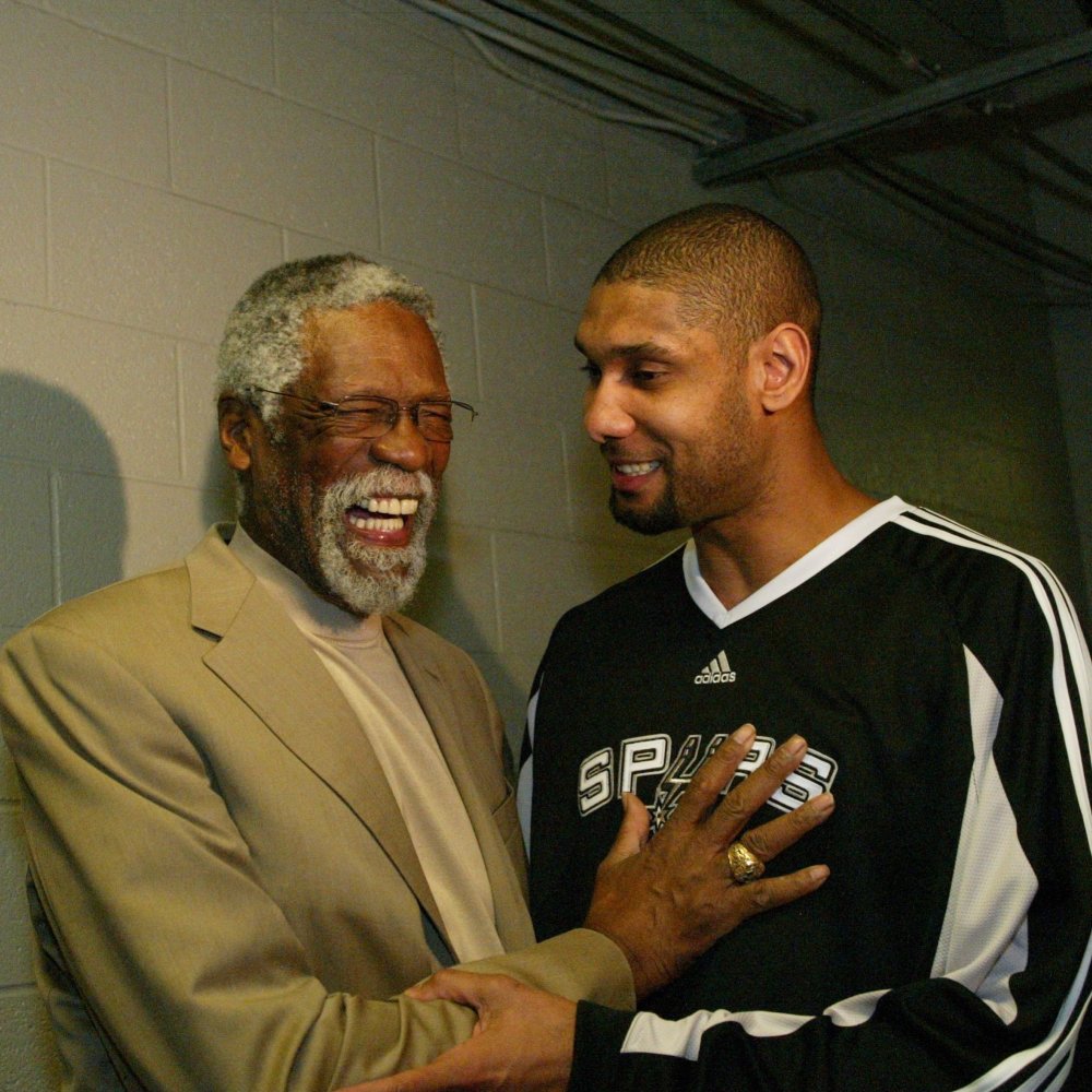 阿德里亚诺：感谢球迷还称我为皇帝；伊布是我合作过最强队友（阿德里亚诺致谢仍称他“皇帝”的球迷：伊布是我生涯最强队友）