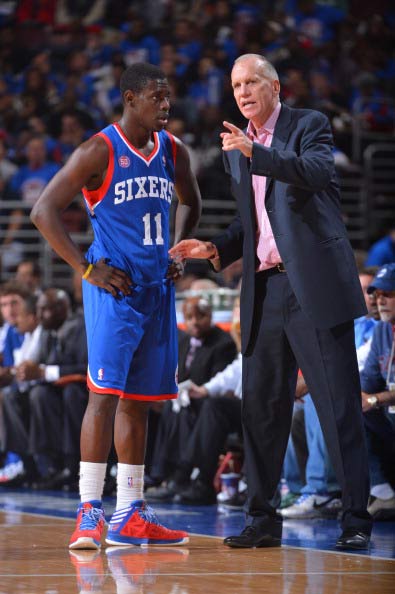 科尔：霍福德第一节的四记三分决定了比赛走势（科尔：霍福德首节四记三分奠定比赛格局）